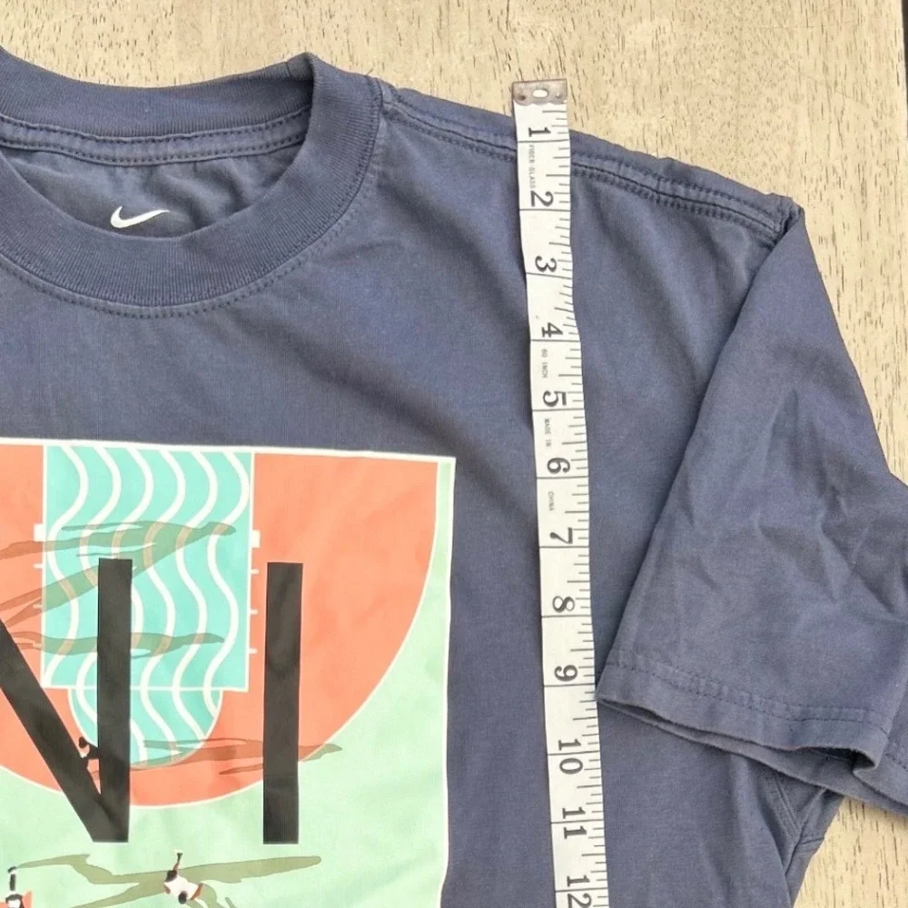 Nike Basketball Graphic Tee Loose Fit Navy Blue Around The World Shirt Small